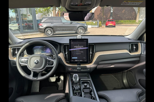Volvo XC60 2.0 T8 AWD Plug-in hybrid Ultra Dark VAN: 62.900,- VOOR: 59.877,- UW HERFSTVOORDEEL: 3.023,- EURO | FABR. garantie t/m 02-2028 | MEGA VOL! | LUCHTVERING | STOEL VERKOELING|VENTILATIE | B&W AUDIO etc. |