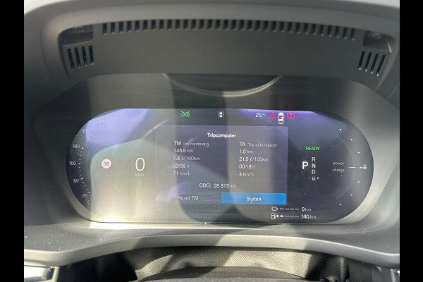 Volvo XC60 2.0 T8 AWD Plug-in hybrid Ultra Dark VAN: 62.900,- VOOR: 59.877,- UW HERFSTVOORDEEL: 3.023,- EURO | FABR. garantie t/m 02-2028 | MEGA VOL! | LUCHTVERING | STOEL VERKOELING|VENTILATIE | B&W AUDIO etc. |