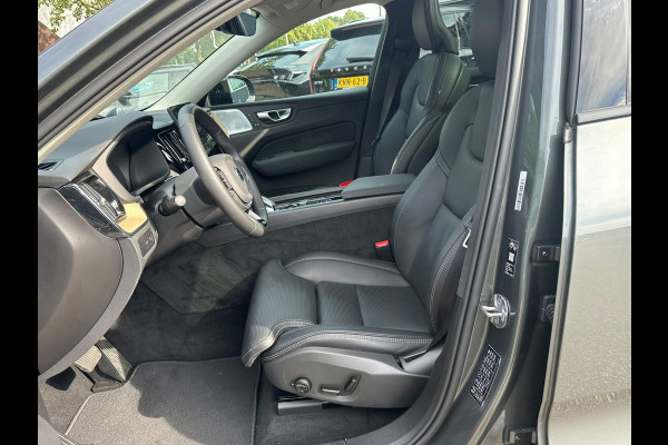 Volvo XC60 2.0 T8 AWD Plug-in hybrid Ultra Dark VAN: 62.900,- VOOR: 59.877,- UW HERFSTVOORDEEL: 3.023,- EURO | FABR. garantie t/m 02-2028 | MEGA VOL! | LUCHTVERING | STOEL VERKOELING|VENTILATIE | B&W AUDIO etc. |