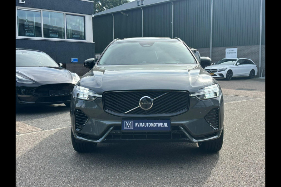 Volvo XC60 2.0 T8 AWD Plug-in hybrid Ultra Dark VAN: 62.900,- VOOR: 59.877,- UW HERFSTVOORDEEL: 3.023,- EURO | FABR. garantie t/m 02-2028 | MEGA VOL! | LUCHTVERING | STOEL VERKOELING|VENTILATIE | B&W AUDIO etc. |