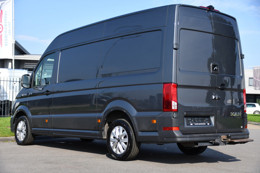 MAN TGE 3.180 35 2.0 L3H3 4x4 PB Edition Cruise, Camera, Carplay, 177pk, Clima, Automaat, Trekhaak, Sensoren, Geveerde stoel, Uniek!