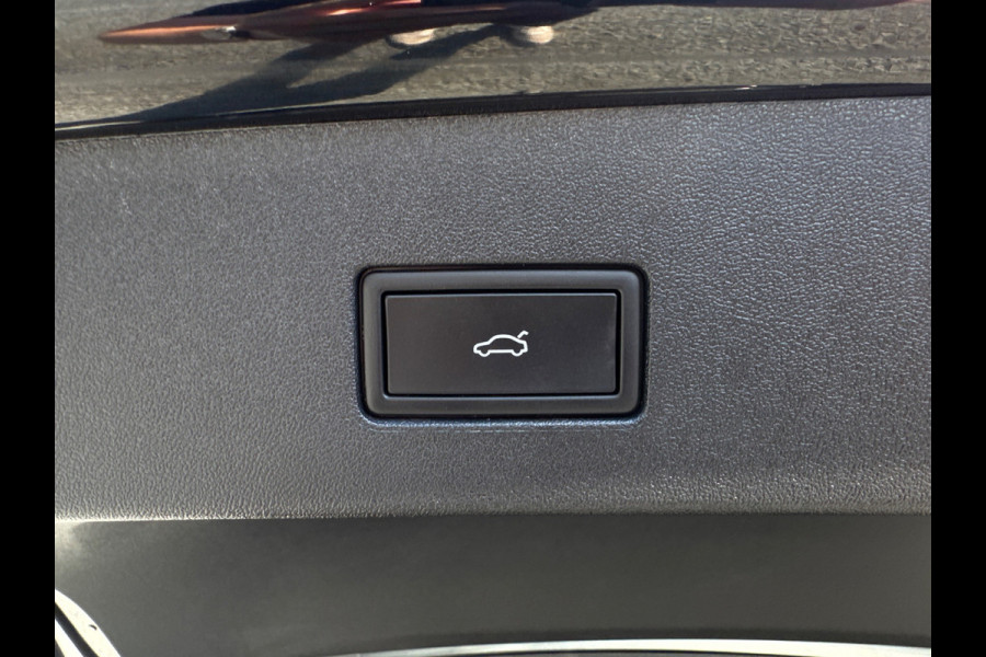 Volkswagen Tayron 1.5 TSI eHybrid 204PK DSG HYBRID ELEGANCE 360°CAMERA/TREKHAAK/IQ.LIGHT/KEYLESS