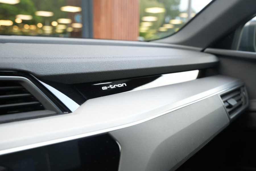 Audi e-tron e-tron 50 quattro Launch edition Black 71 kWh