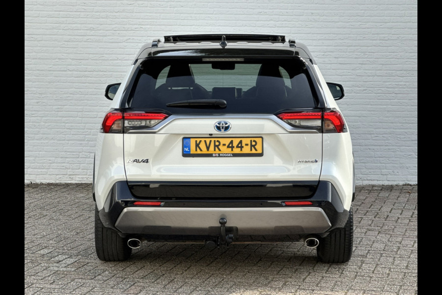 Toyota RAV4 2.5 Hybrid AWD Bi-Tone Trekhaak Leder Panorama JBL Verwarmde voorruit en stuur