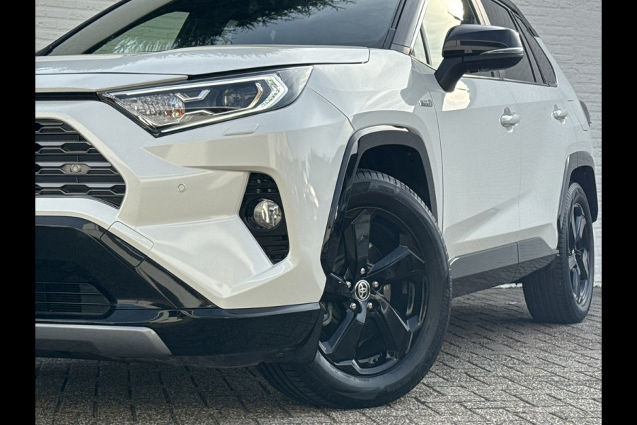 Toyota RAV4 2.5 Hybrid AWD Bi-Tone Trekhaak Leder Panorama JBL Verwarmde voorruit en stuur