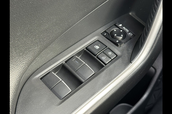 Toyota RAV4 2.5 Hybrid AWD Bi-Tone Trekhaak Leder Panorama JBL Verwarmde voorruit en stuur