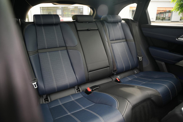 Land Rover Range Rover Velar 3.0 D300 AWD R-Dynamic HSE BTW Panoramadak Adapt. Cruise Stoelclima Massage HeadUp Meridian Luxe Leder Matrix LED