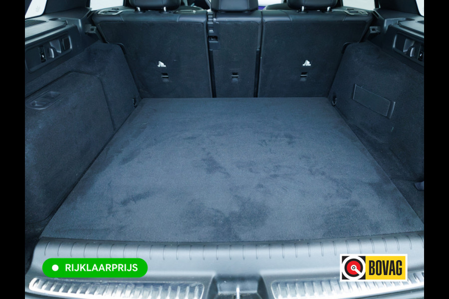 Mercedes-Benz C-Klasse Estate 300 e AMG Line | Pano | Digital light | Automatische zitpositie | Sfeerverlichting | Focal audio | Elec. trekhaak | Stoelen elec. met geheugen, Stoelverw., 360 Camera, Adaptieve cruise, Elec klep, Incl. winterset op lmv