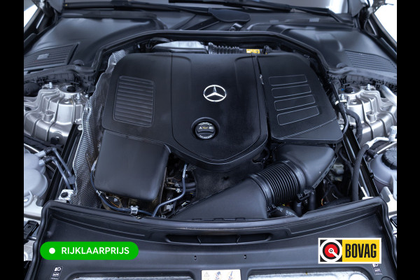 Mercedes-Benz C-Klasse Estate 300 e AMG Line | Pano | Digital light | Automatische zitpositie | Sfeerverlichting | Focal audio | Elec. trekhaak | Stoelen elec. met geheugen, Stoelverw., 360 Camera, Adaptieve cruise, Elec klep, Incl. winterset op lmv