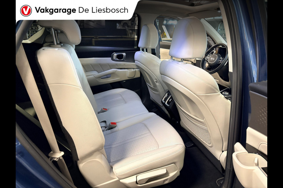 Kia Sorento 1.6 T-GDI Plug-in Hybrid 4WD DynamicLine 7persoons / Panoramadak / camera / leder / stoel en stoelverwarming