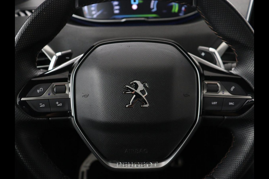 Peugeot 3008 1.6 HYbrid4 300 Première Pack | SOH 93,8% | Panoramadak | Leder/alacantara | Memory | Stoelverwarming | Carplay | 360 camera | Trekhaak | PHEV