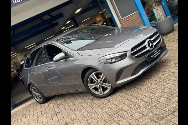 Mercedes-Benz B-Klasse 180 Launch Edition Premium 2020 AUT