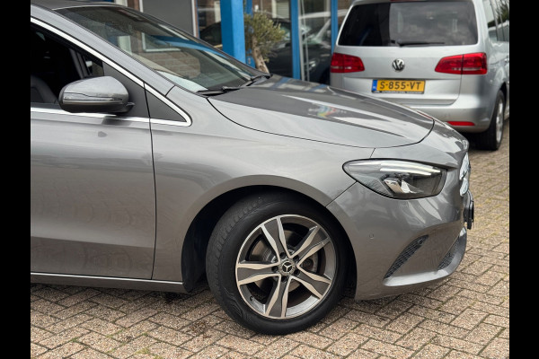 Mercedes-Benz B-Klasse 180 Launch Edition Premium 2020 AUT