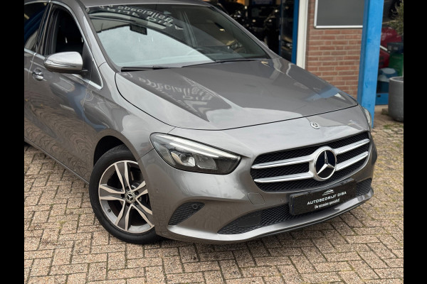 Mercedes-Benz B-Klasse 180 Launch Edition Premium 2020 AUT