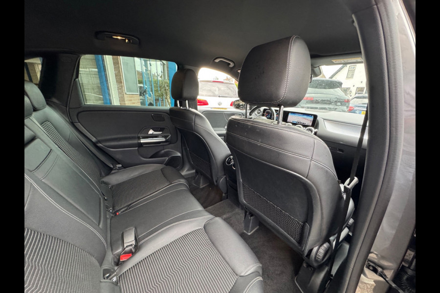 Mercedes-Benz B-Klasse 180 Launch Edition Premium 2020 AUT