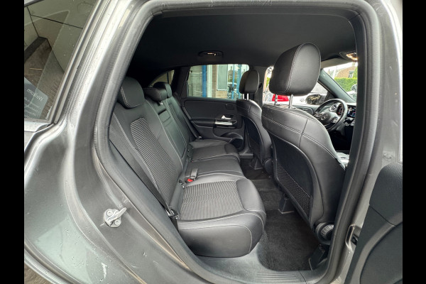 Mercedes-Benz B-Klasse 180 Launch Edition Premium 2020 AUT