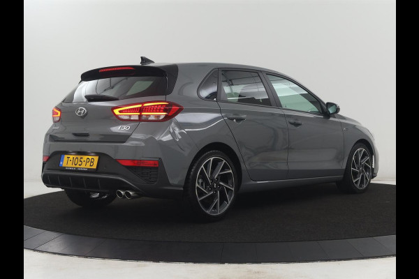 Hyundai i30 1.5 T-GDi MHEV N Line | Leder/Alcantara | Adaptive cruise | Camera | Park assist | Carplay | Climate control | Dodehoek detectie | Navigatie | Memory |