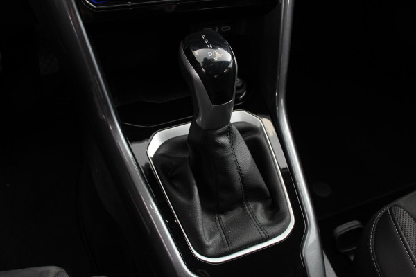 Volkswagen T-Roc 1.5 TSI DSG Style Navigatie Apple Carplay / Android Auto Climate Control Led Digitale Cockpit Adaptive Cruise Control Trekhaak