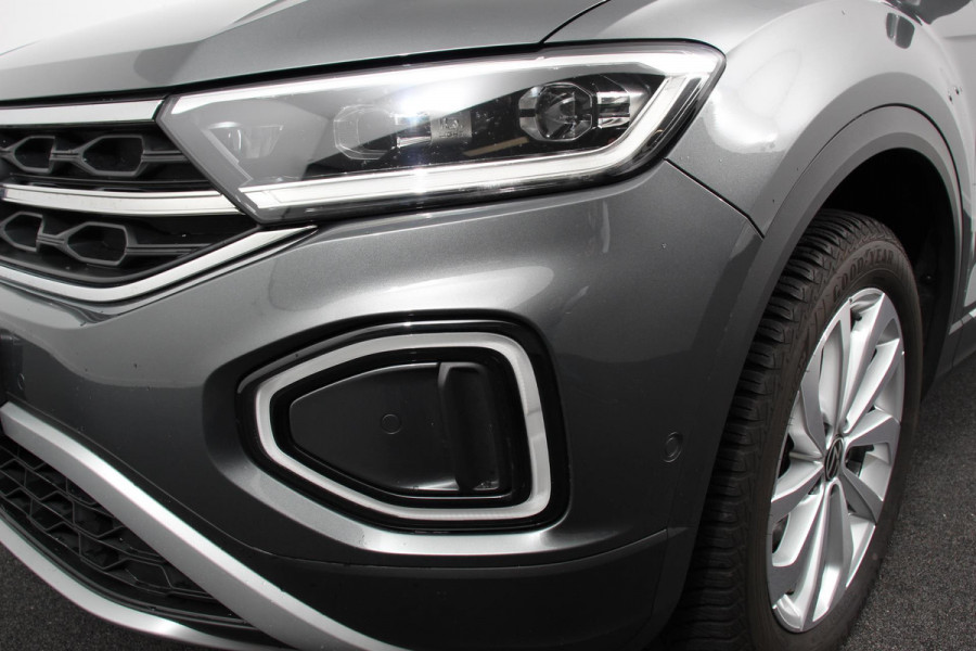 Volkswagen T-Roc 1.5 TSI DSG Style Navigatie Apple Carplay / Android Auto Climate Control Led Digitale Cockpit Adaptive Cruise Control Trekhaak