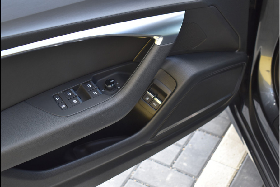 Audi A6 Avant 55 TFSI e Quattro 367 Pk S-Line SOH 98% Competition Navi Matrix Trekhaak 20 Inch
