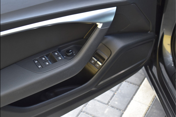 Audi A6 Avant 55 TFSI e Quattro 367 Pk S-Line SOH 98% Competition Navi Matrix Trekhaak 20 Inch