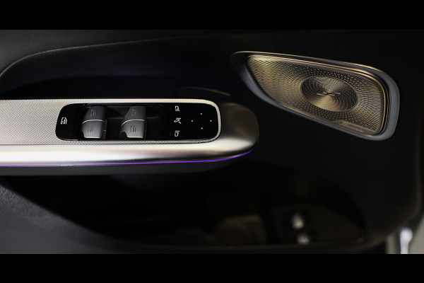 Mercedes-Benz GLC 300e 4MATIC AMG 63 Look / Head Up / Memory / Open Pano / 360 Camera / Acc / Trekhaak / Led / 20 Inc