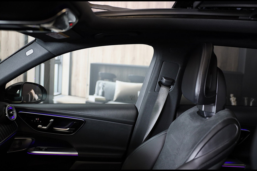 Mercedes-Benz GLC 300e 4MATIC AMG 63 Look / Head Up / Memory / Open Pano / 360 Camera / Acc / Trekhaak / Led / 20 Inc