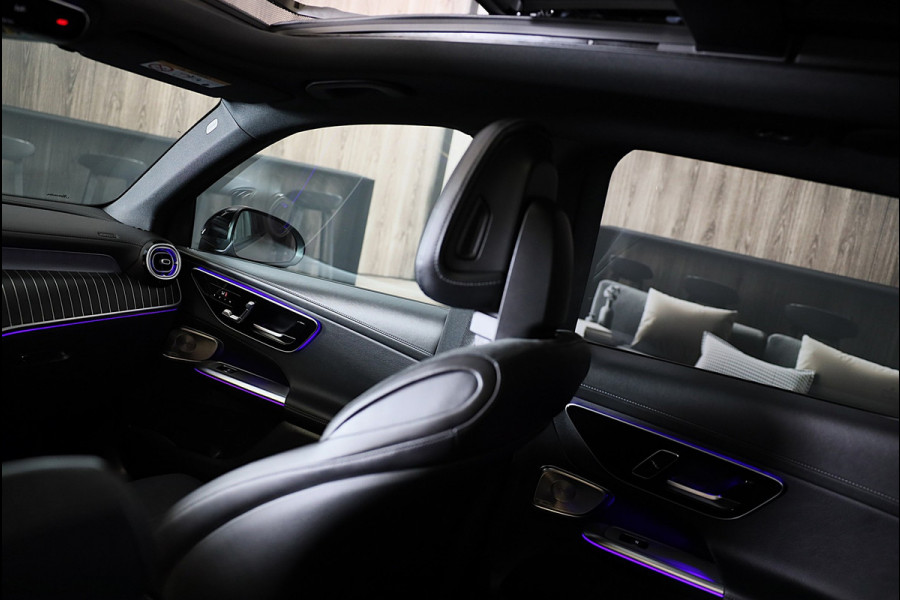 Mercedes-Benz GLC 300e 4MATIC AMG 63 Look / Head Up / Memory / Open Pano / 360 Camera / Acc / Trekhaak / Led / 20 Inc