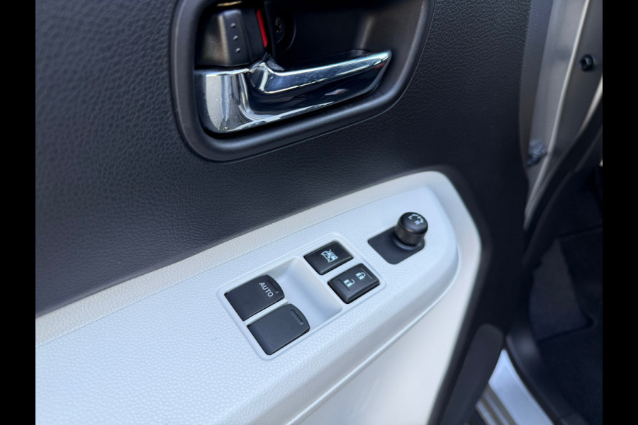 Suzuki Ignis 1.2 Stijl Intro - Camera - Navi - Winterpakket - Org.NL