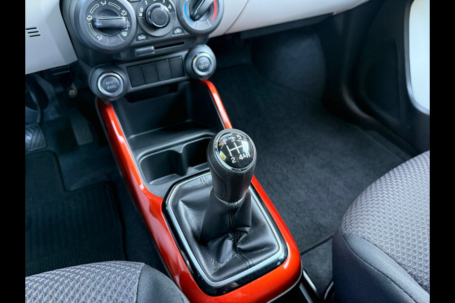 Suzuki Ignis 1.2 Stijl Intro - Camera - Navi - Winterpakket - Org.NL