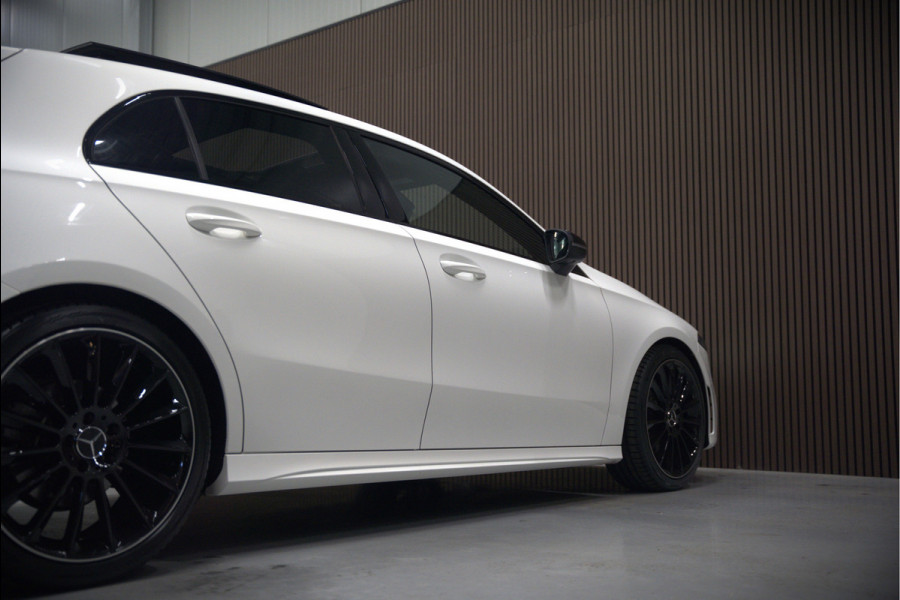 Mercedes-Benz A-Klasse 200 Business Solution AMG Upgrade | Panoramadak | Stoelverwarming | Cruise Control | Navigatie | Camera | LED High Performance | Keyless | Ambiance Verlichting | Parkeersensoren |