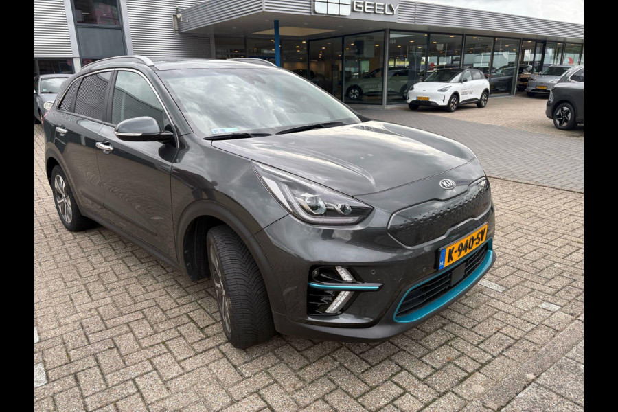Kia e-Niro ExecutiveLine 64 kWh | Schuifdak | Leder | Memory Seats | Stoelverwarming & Ventilatie | Adaptive Cruise |
