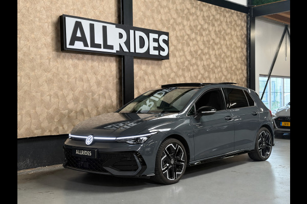 Volkswagen Golf 1.5 eTSI R-Line Edition | Pano | Trekhaak | H&K | Stuur/Stoelverwarming | HUD | Camera | Sfeerverlichting