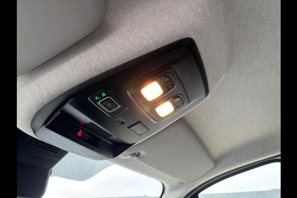 Renault Trafic T30 L2H1 150PK AUTOMAAT RED EDITION LED AIRCO CRUISE CONTROL CAMERA NAVIGATIE CARPLAY TREKHAAK