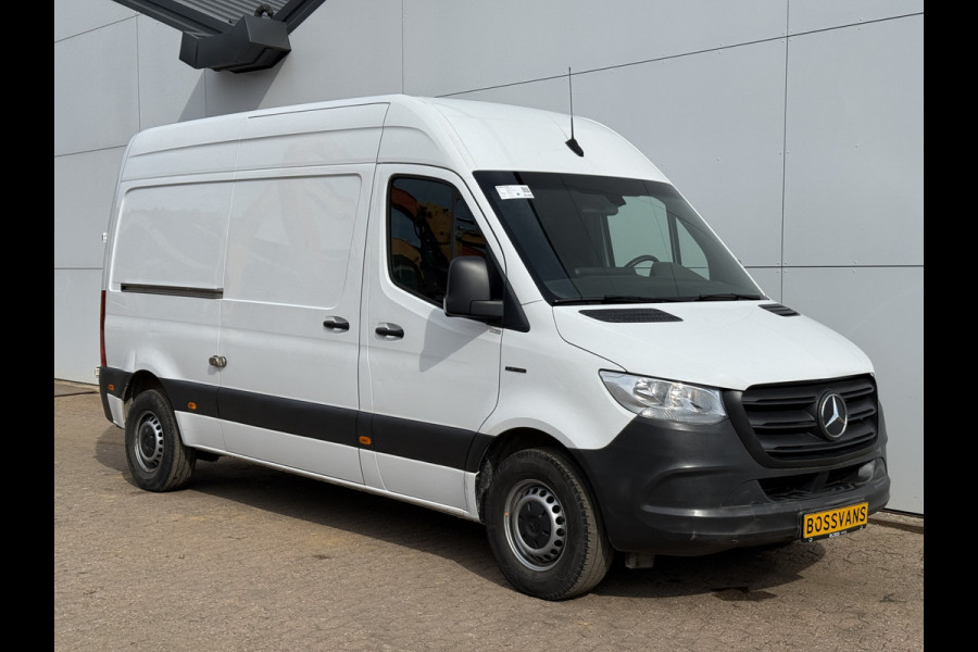 Mercedes-Benz eSprinter 312 55kWh L2H2 Elektrisch 168km WLTP 93.5% (SOH) 80kW Snelladen Climate Control Camera Laadkabel