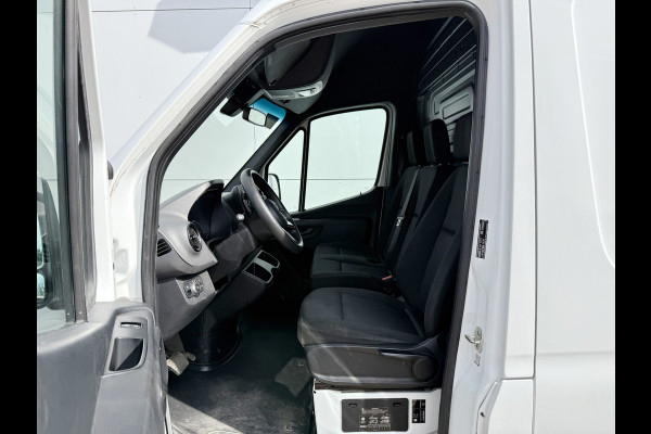Mercedes-Benz eSprinter 312 55kWh L2H2 Elektrisch 168km WLTP 93.5% (SOH) 80kW Snelladen Climate Control Camera Laadkabel