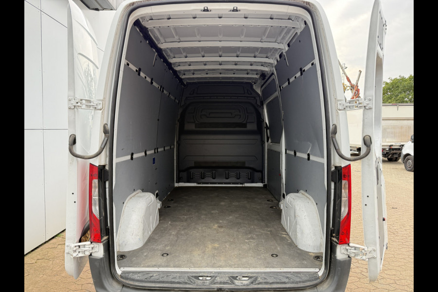 Mercedes-Benz eSprinter 312 55kWh L2H2 Elektrisch 168km WLTP 93.5% (SOH) 80kW Snelladen Climate Control Camera Laadkabel