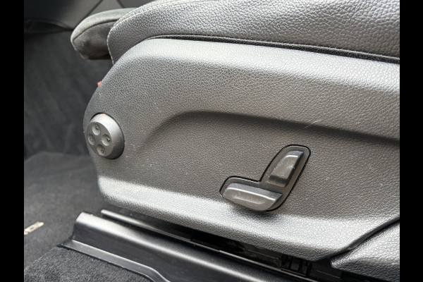 Mercedes-Benz GLC 220 d 4MATIC Solution AMG Incl.BTW Pano Treepl Stoelverw Elek.Klep Uitstraling!