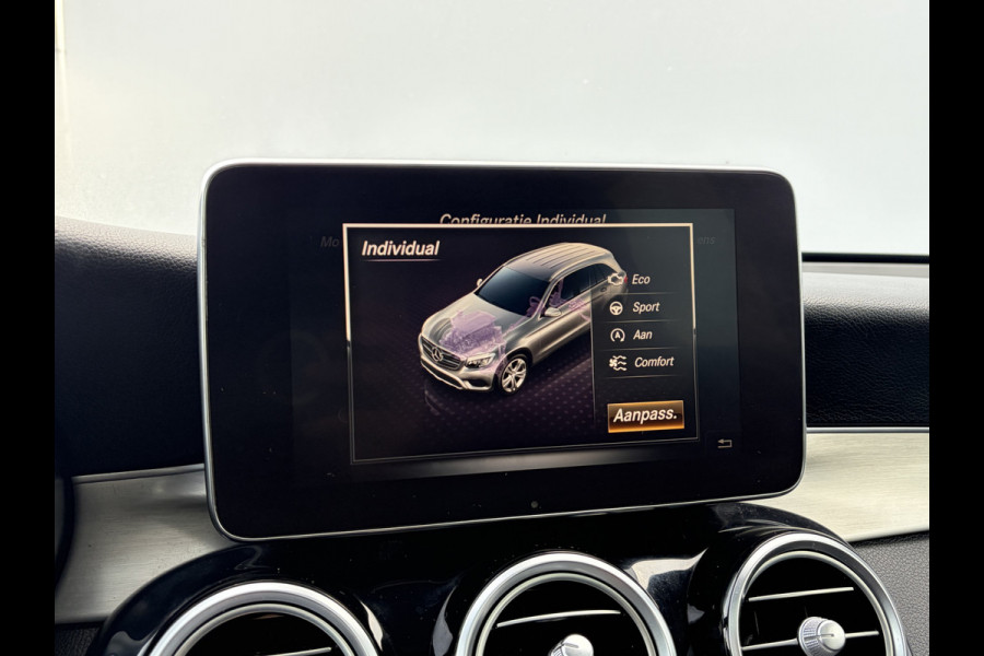Mercedes-Benz GLC 220 d 4MATIC Solution AMG Incl.BTW Pano Treepl Stoelverw Elek.Klep Uitstraling!