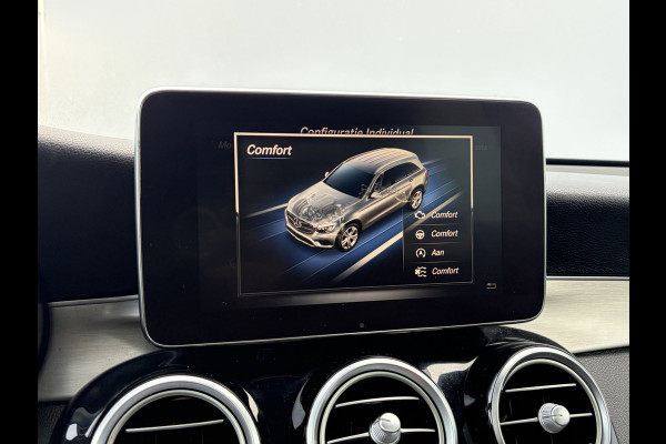 Mercedes-Benz GLC 220 d 4MATIC Solution AMG Incl.BTW Pano Treepl Stoelverw Elek.Klep Uitstraling!
