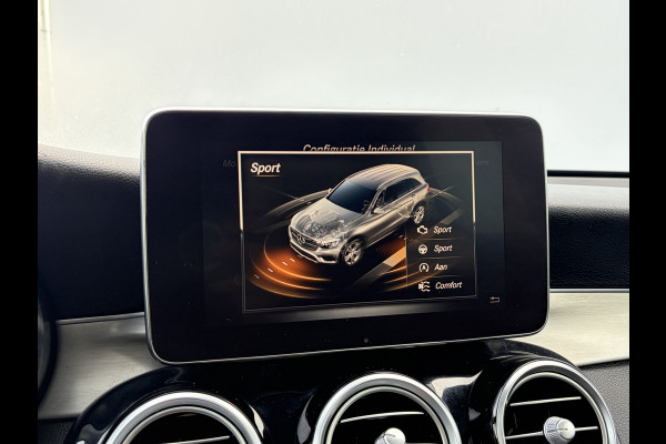 Mercedes-Benz GLC 220 d 4MATIC Solution AMG Incl.BTW Pano Treepl Stoelverw Elek.Klep Uitstraling!