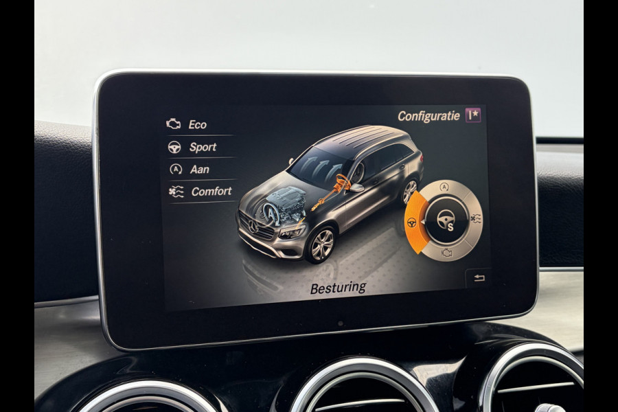 Mercedes-Benz GLC 220 d 4MATIC Solution AMG Incl.BTW Pano Treepl Stoelverw Elek.Klep Uitstraling!