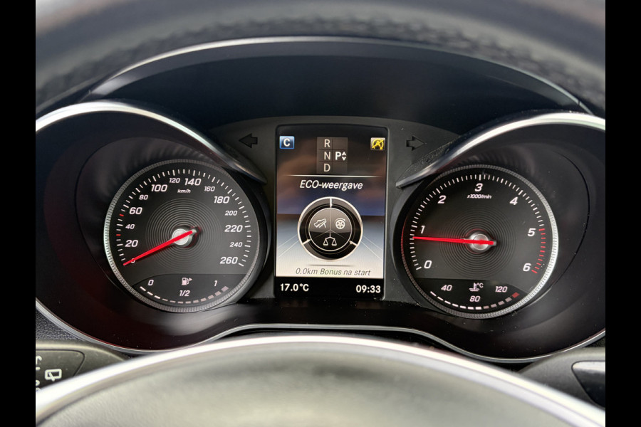 Mercedes-Benz GLC 220 d 4MATIC Solution AMG Incl.BTW Pano Treepl Stoelverw Elek.Klep Uitstraling!