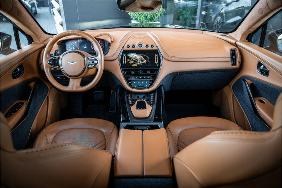 Aston Martin Dbx 4.0 V8 - 1/500 | Panorama | 360 Camera | Luchtvering | Stoelkoeling