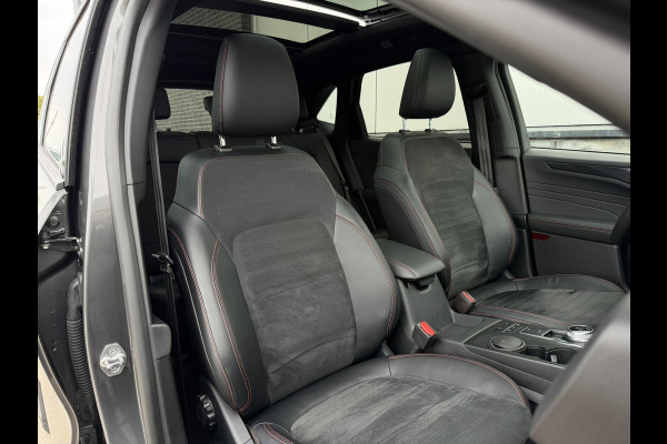 Ford Kuga 2.5 PHEV ST-Line X | Panoramadak | Elek. trekhaak | Head-Up | Carplay | BLIS | B&O