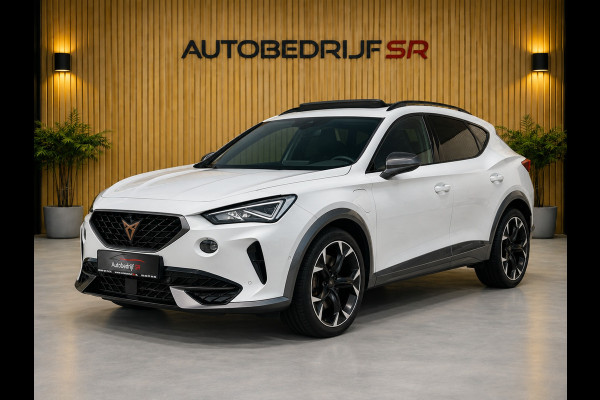 CUPRA Formentor 1.4 e-Hybrid VZ Performance 245PK! Panoramadak! Keyless! Sfeerverl. 360 Camera!