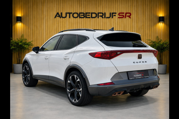 CUPRA Formentor 1.4 e-Hybrid VZ Performance 245PK! Panoramadak! Keyless! Sfeerverl. 360 Camera!