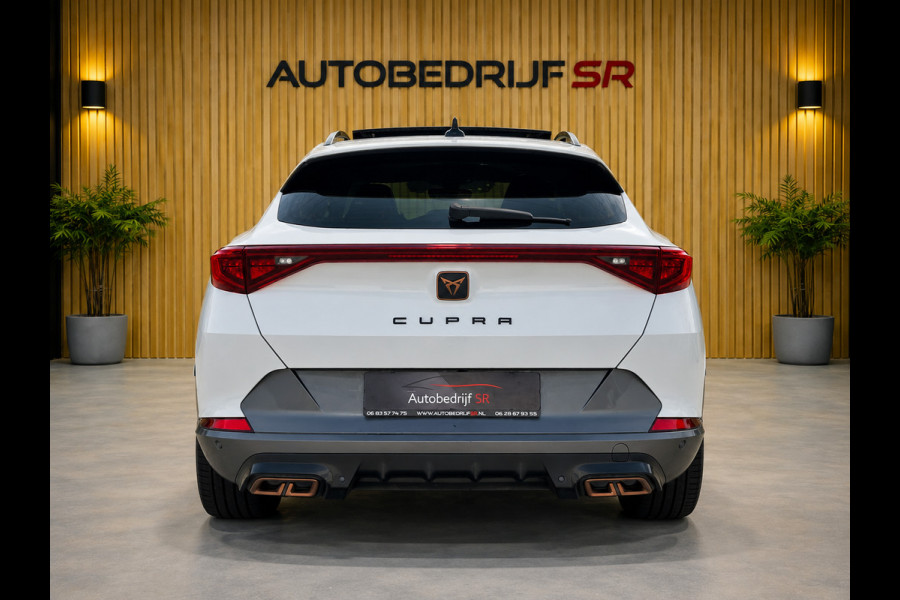 CUPRA Formentor 1.4 e-Hybrid VZ Performance 245PK! Panoramadak! Keyless! Sfeerverl. 360 Camera!
