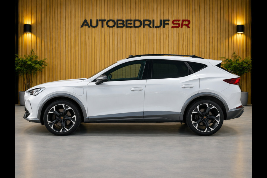 CUPRA Formentor 1.4 e-Hybrid VZ Performance 245PK! Panoramadak! Keyless! Sfeerverl. 360 Camera!