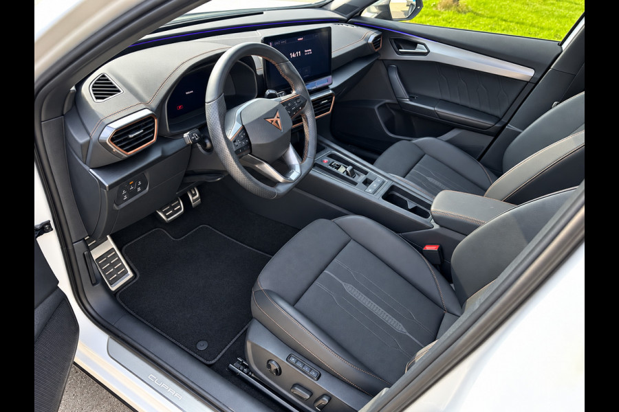 CUPRA Formentor 1.4 e-Hybrid VZ Performance 245PK! Panoramadak! Keyless! Sfeerverl. 360 Camera!